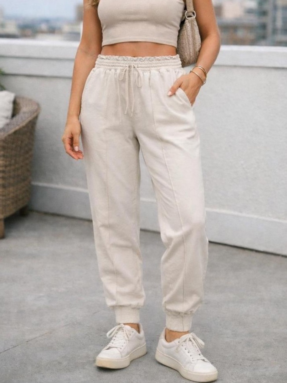 Abercrombie & Fitch Cream Drawstring Joggers